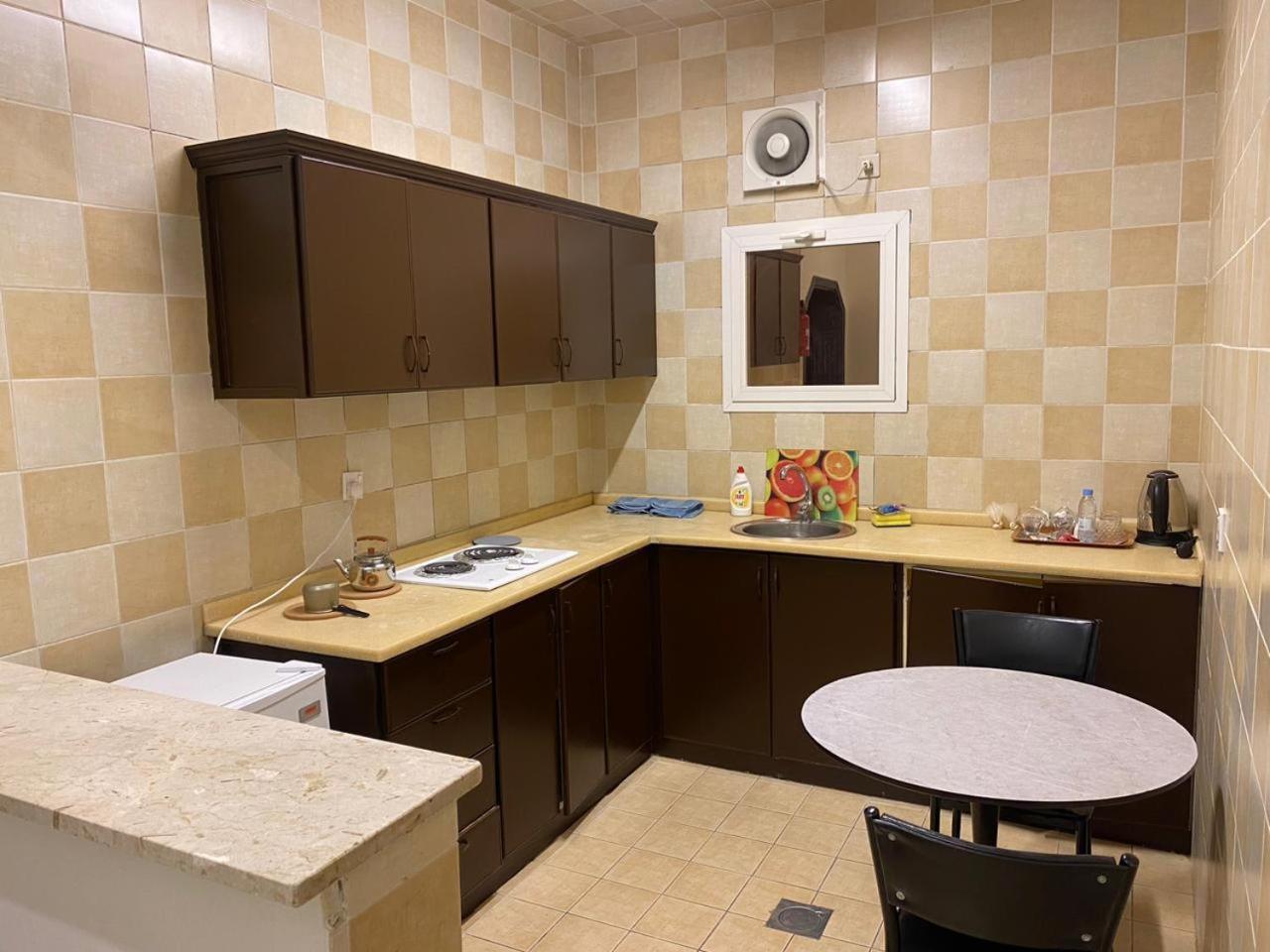 Al Fanar Al Alamaya 3- Hay'Aa Malakeya Entrance 廷布 外观 照片